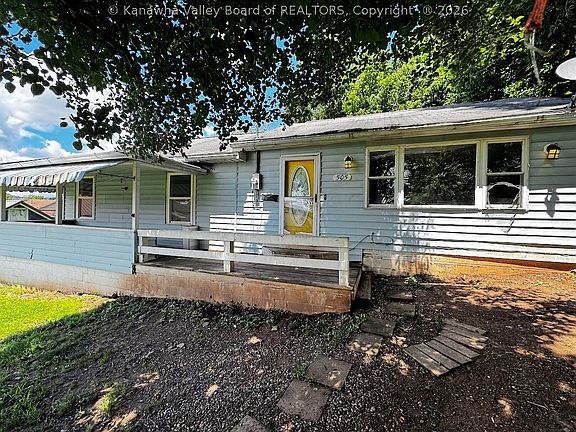 2nd image of 505 Walker St