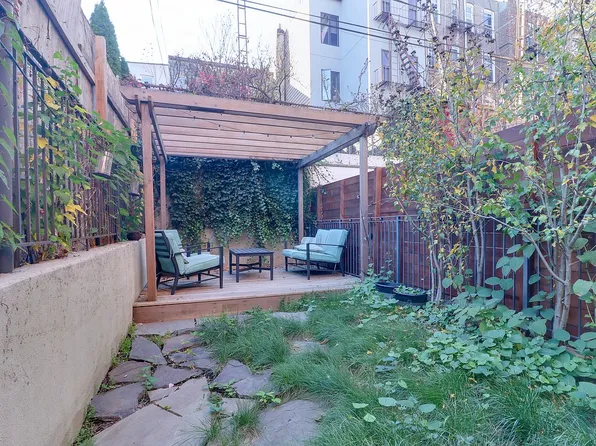 219 Eckford St APT 1A, Brooklyn, NY 11222