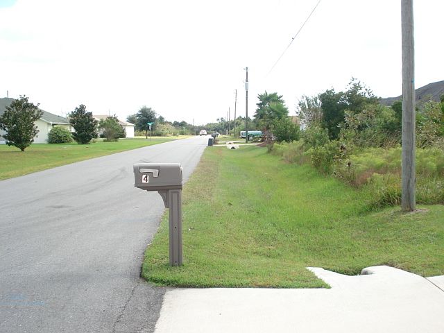 2nd image of 4 La Mancha Dr