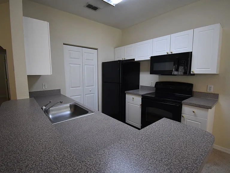 862 Grand Regency Point #205 — Photo 4