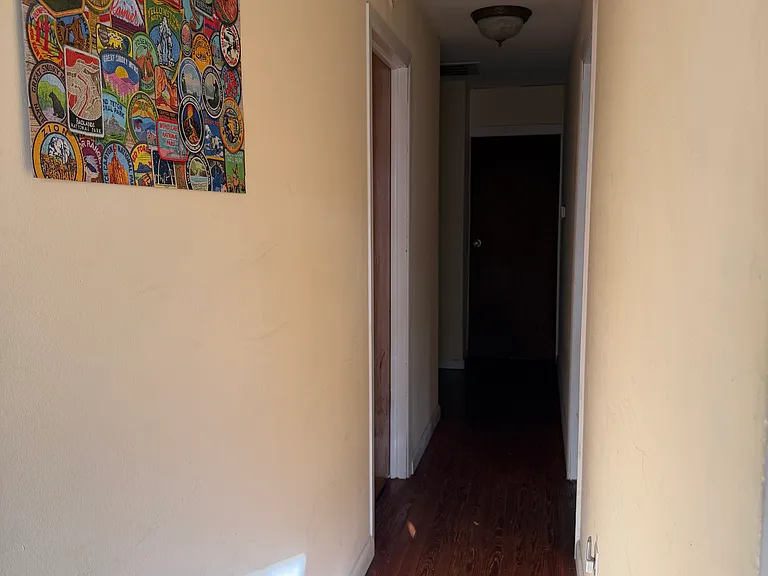 5156 Lester St — Photo 4