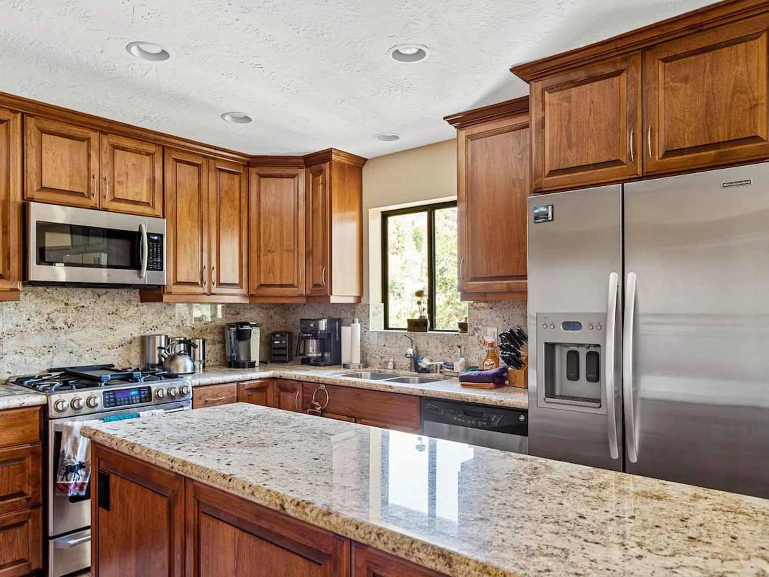 4 bed, 1508 sqft, $3,000 — Photo 4