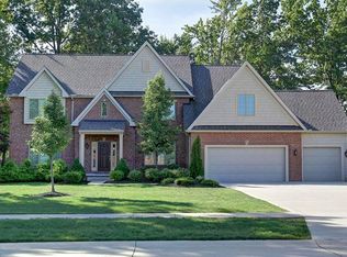 32158 Ventanas Cir, Avon Lake, OH 44012