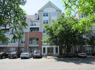 8183 Carnegie Hall Ct APT 103, Vienna, VA 22180