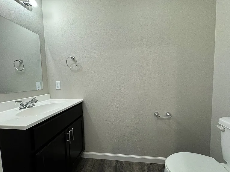 108 Anna Marie Dr — Photo 9
