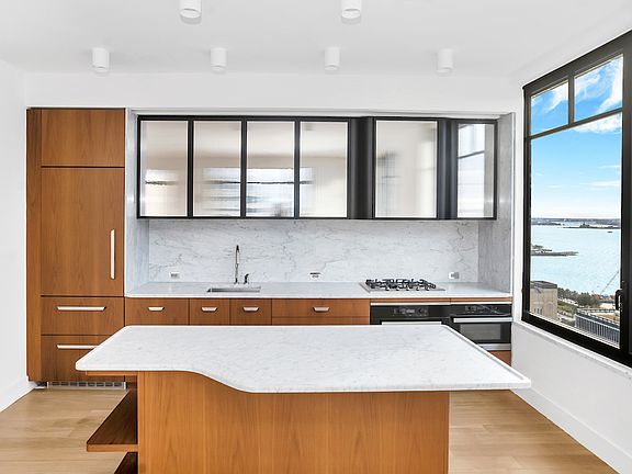 4th image of 110 Charlton St #23B
