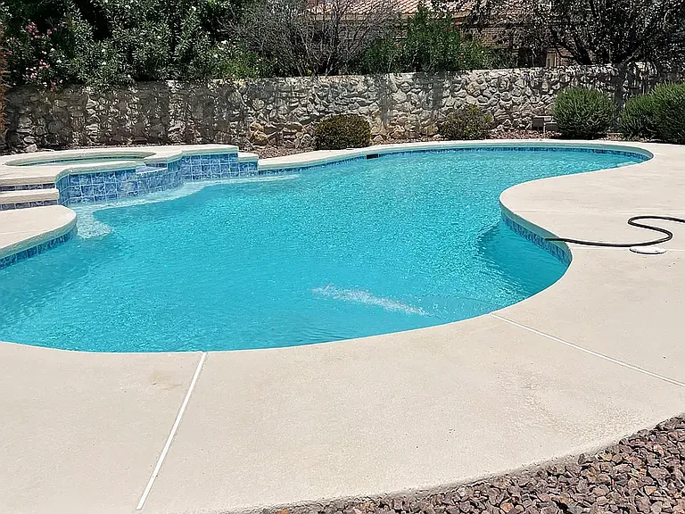 659 Country Oaks Dr — Photo 2