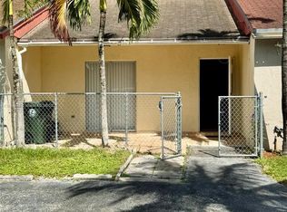 5797 S 37th St, Greenacres, FL 33463