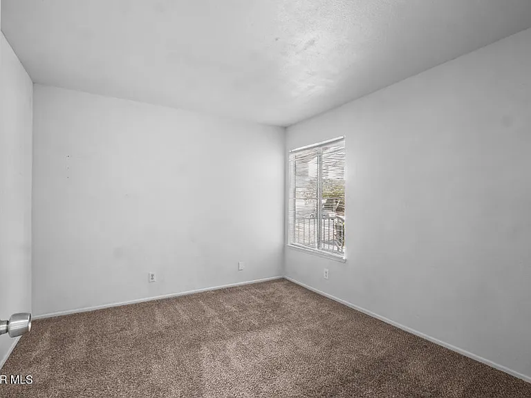 1253 Morven St — Photo 28