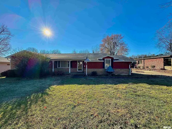 1905 Suzanne Dr, Marion, IL 62959
