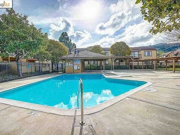 5306 Ridgeview Cir Unit 6, El Sobrante, CA 94803