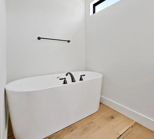 104 W Pine St — Photo 7