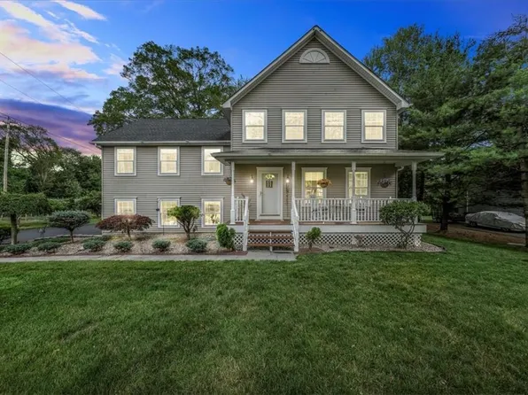 67 Secor Lane, Hopewell Junction, NY 12533