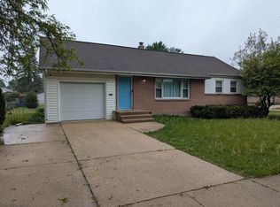 410 Hunter Ave, Rockford, IL 61108