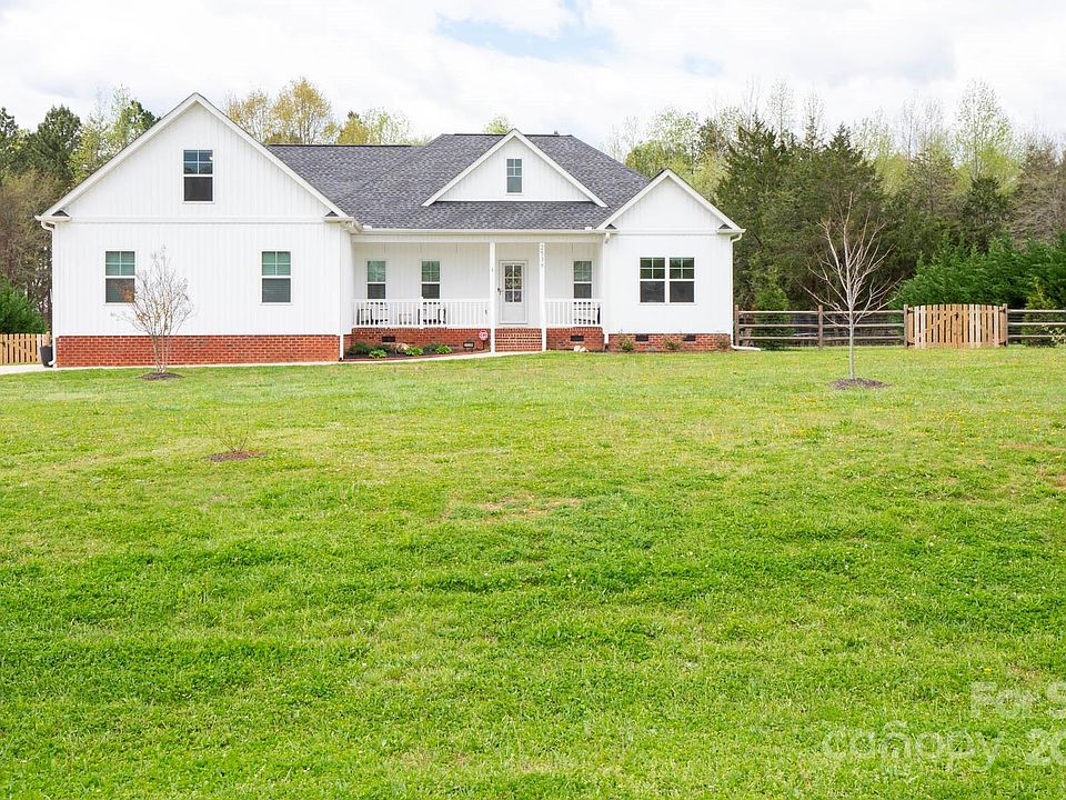 2536 Moon Creek Ln, Edgemoor, SC 29712 Zillow