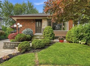 104 Dallas Ave, Hamilton, ON L8V 2E9