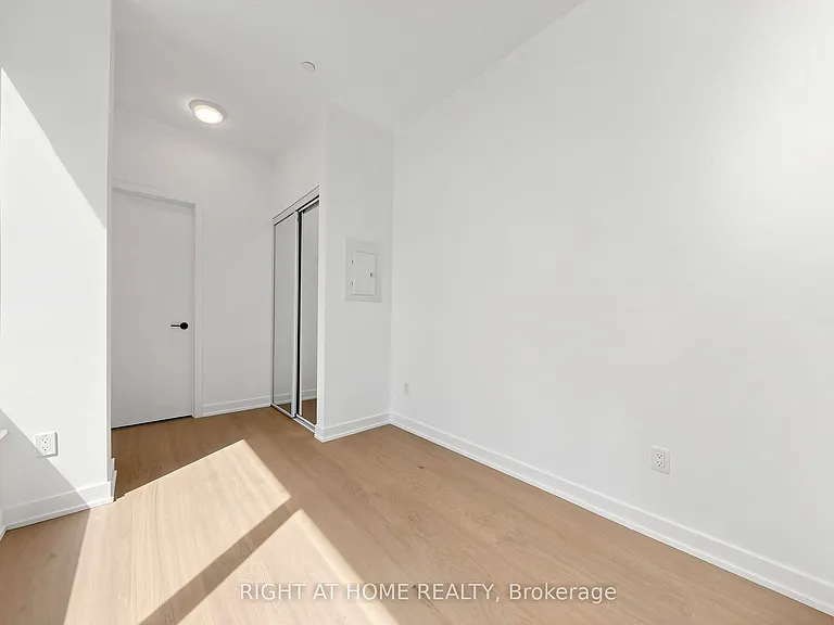 91 Montclair Ave #832 — Photo 19