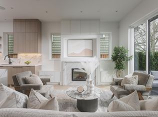 2130 E 2nd Ave #1, Vancouver, BC V5N 1E8