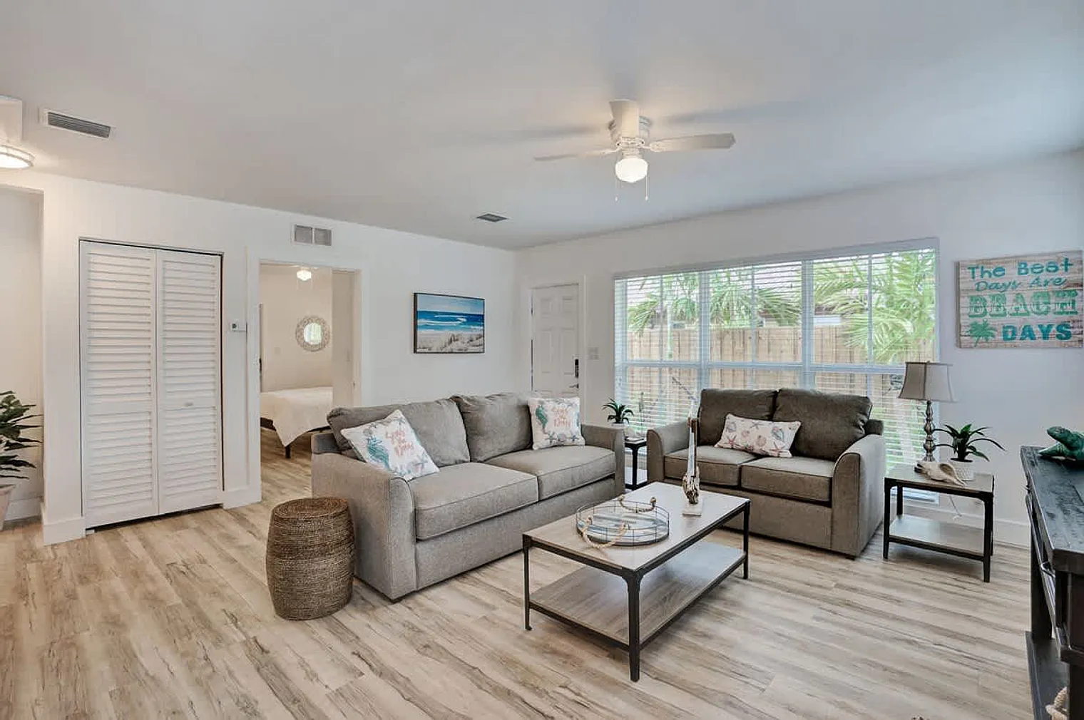 4 bed, 4.0 bath, 10763 sqft, $10,065 — Photo 3