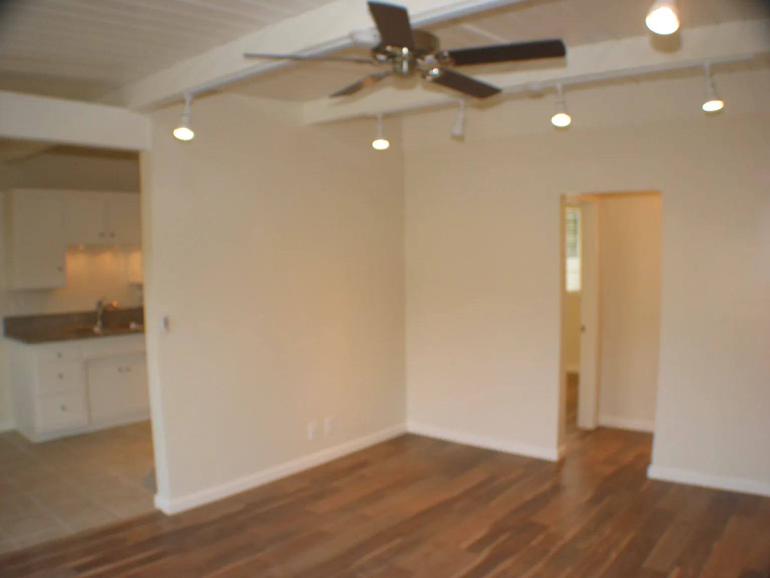 1 bed, 600 sqft, $1,695 — Photo 4