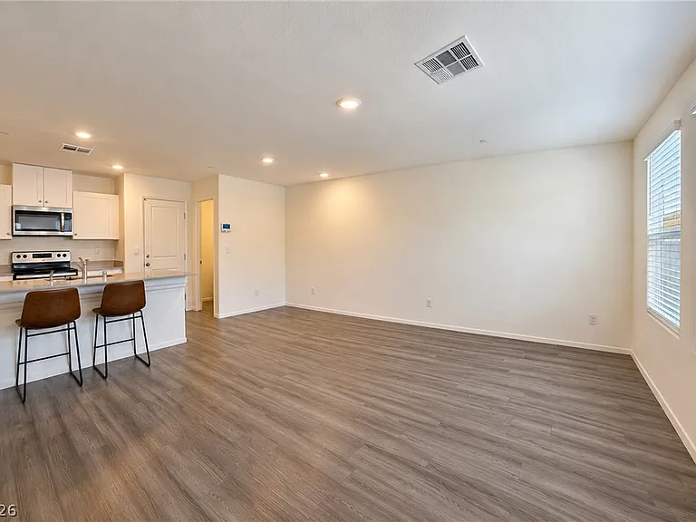 3730 Celesta Vista Ave — Photo 6