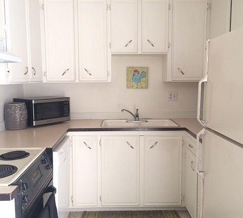 4th image of 825 NW 62nd St