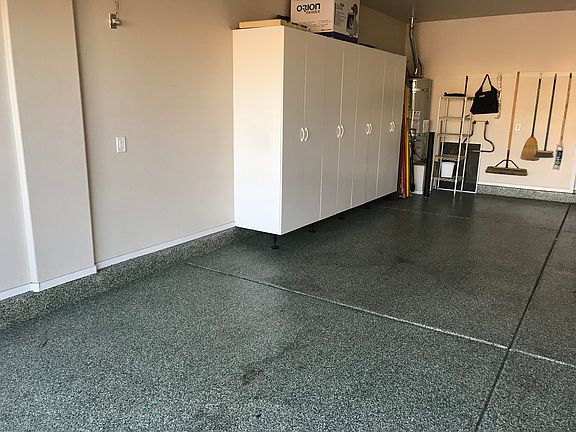 Epoxy floors & cabinets