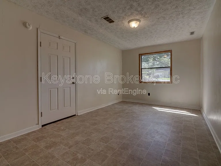 7060 Kimberly Mill Rd — Photo 9