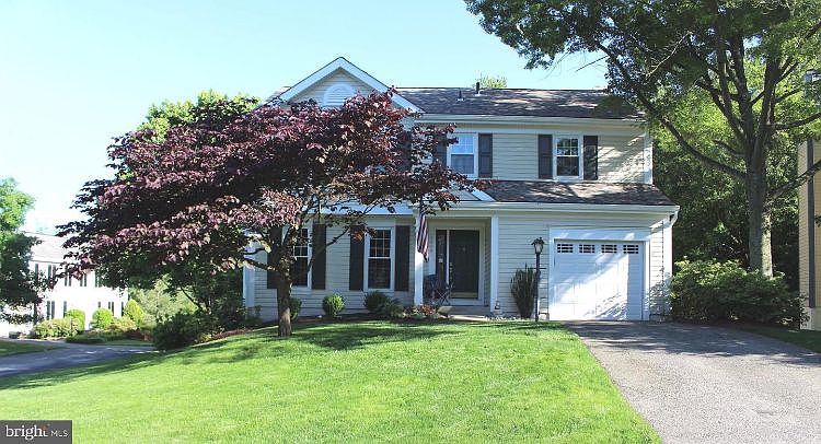 1st image of 3809 Jocelyn Dr