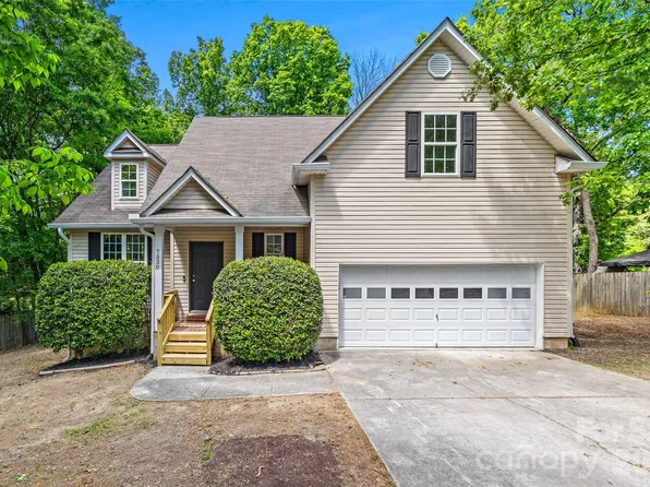 7520 Carmel Rd, Charlotte, NC 28226
