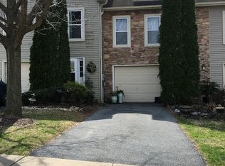 314 Oakridge Dr, Mountville, PA 17554