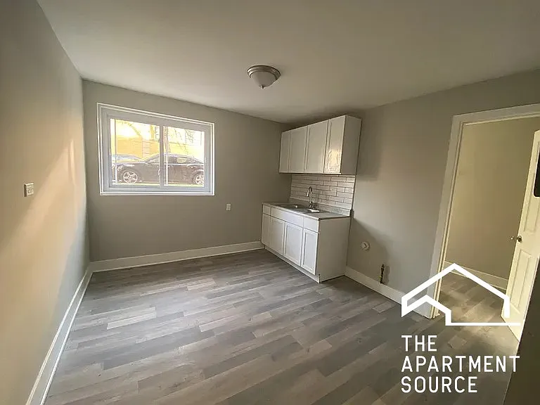 245 N Mason Ave #G — Photo 2