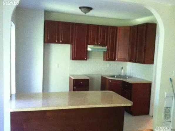 1297 Park Pl, Brooklyn, NY 11213