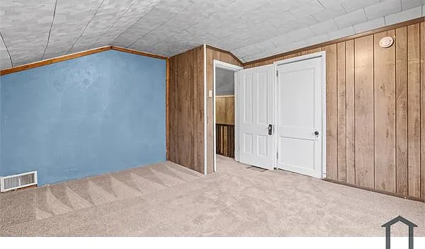 1146 N Main St — Photo 10