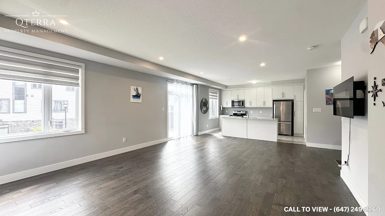 3 bed, 2.5 bath, 1900 sqft, $2,550 — Photo 1