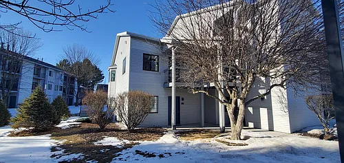621 Riverine Dr #101 Photo 1