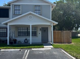 109 NW 106th Ave, Pembroke Pines, FL 33026