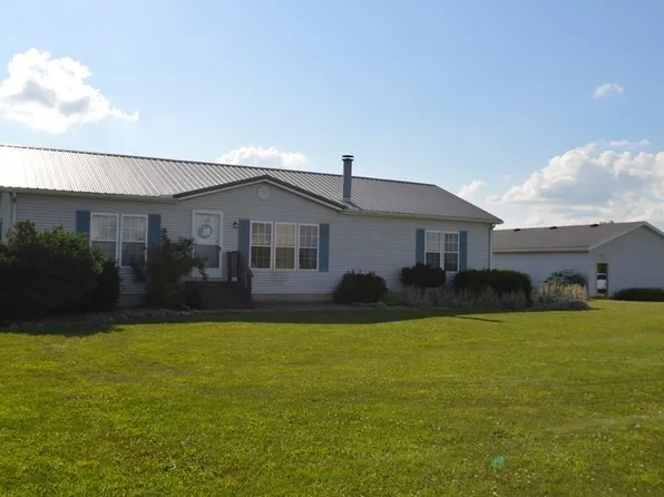 5242 Connely Rd, Bucyrus, OH 44820