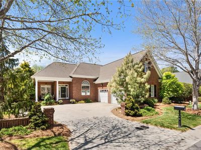 409 Torrington Ln, Winston Salem, NC, 27104