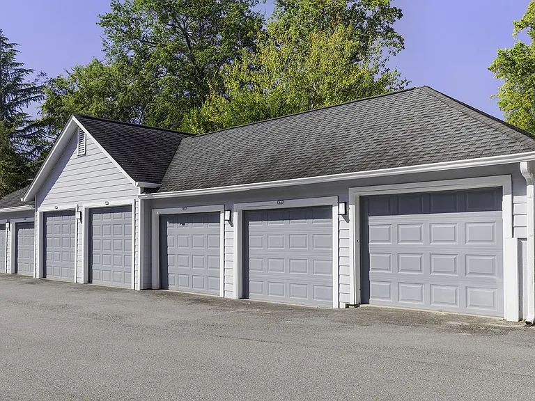 100 Lenox Park Cir NE — Photo 27