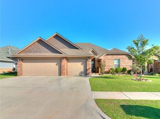 3121 NW 184th Ter, Edmond, OK 73012