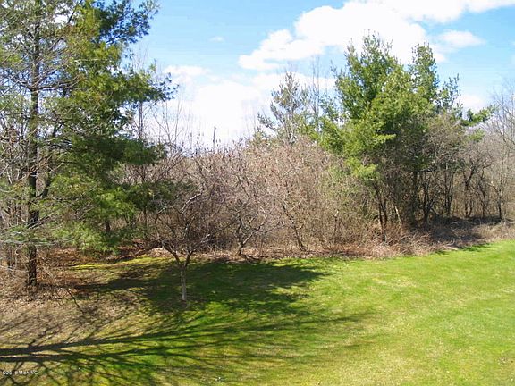 5th image of 2231 Meadowglen Dr NE