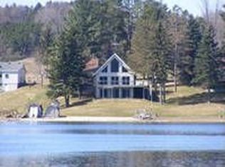 10989 S 43 Rd, Cadillac, MI 49601