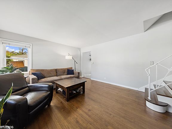 3rd image of 4245 Harvey Ave