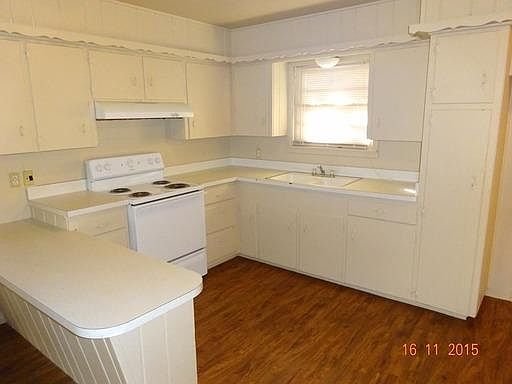 3rd image of 2312 62nd St Unit A