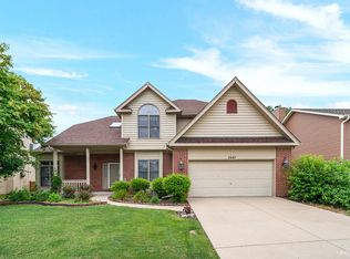 3497 Charlemaine Dr, Aurora, IL 60504