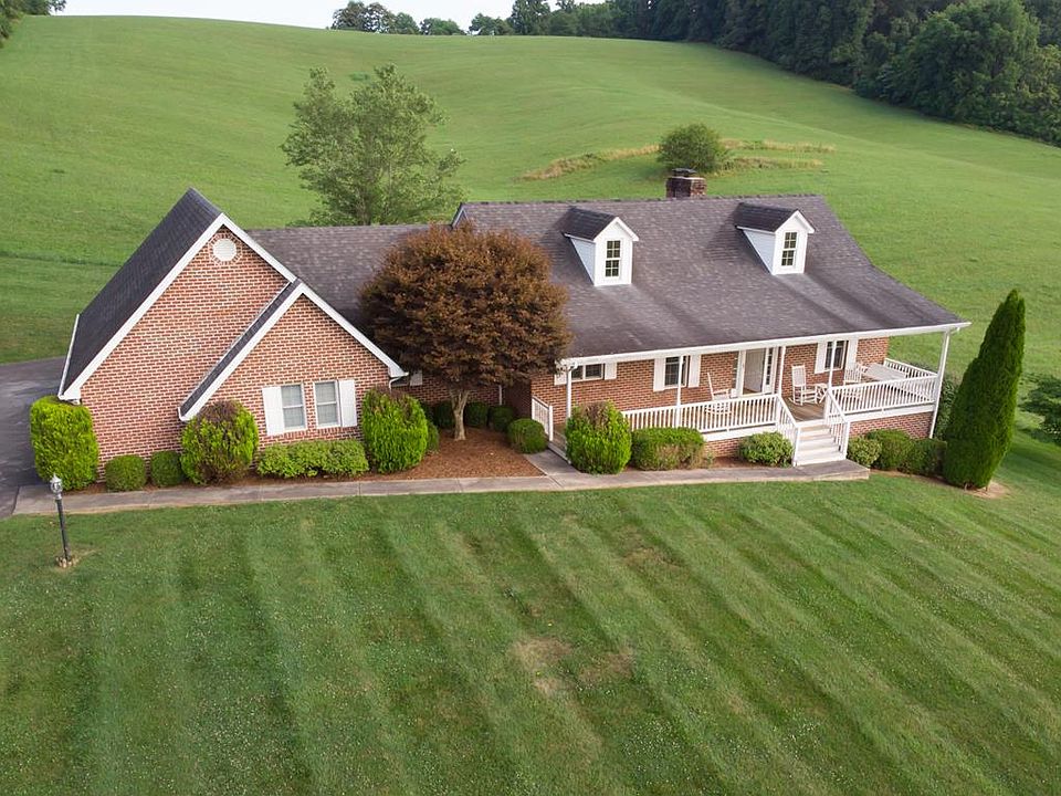 1st image of 18278 Celebrity Ln