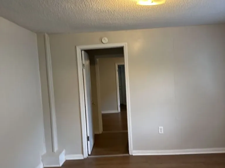 4020 Kirkland Ave — Photo 10