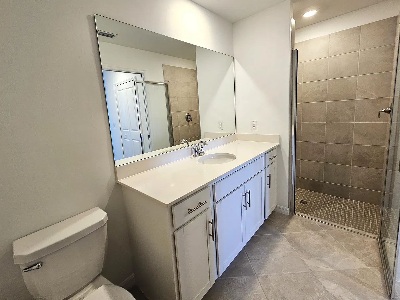 5749 Double Eagle Cir #4515 - The N... — Photo 2
