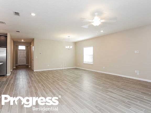 3rd image of 6292 Starlight Dr